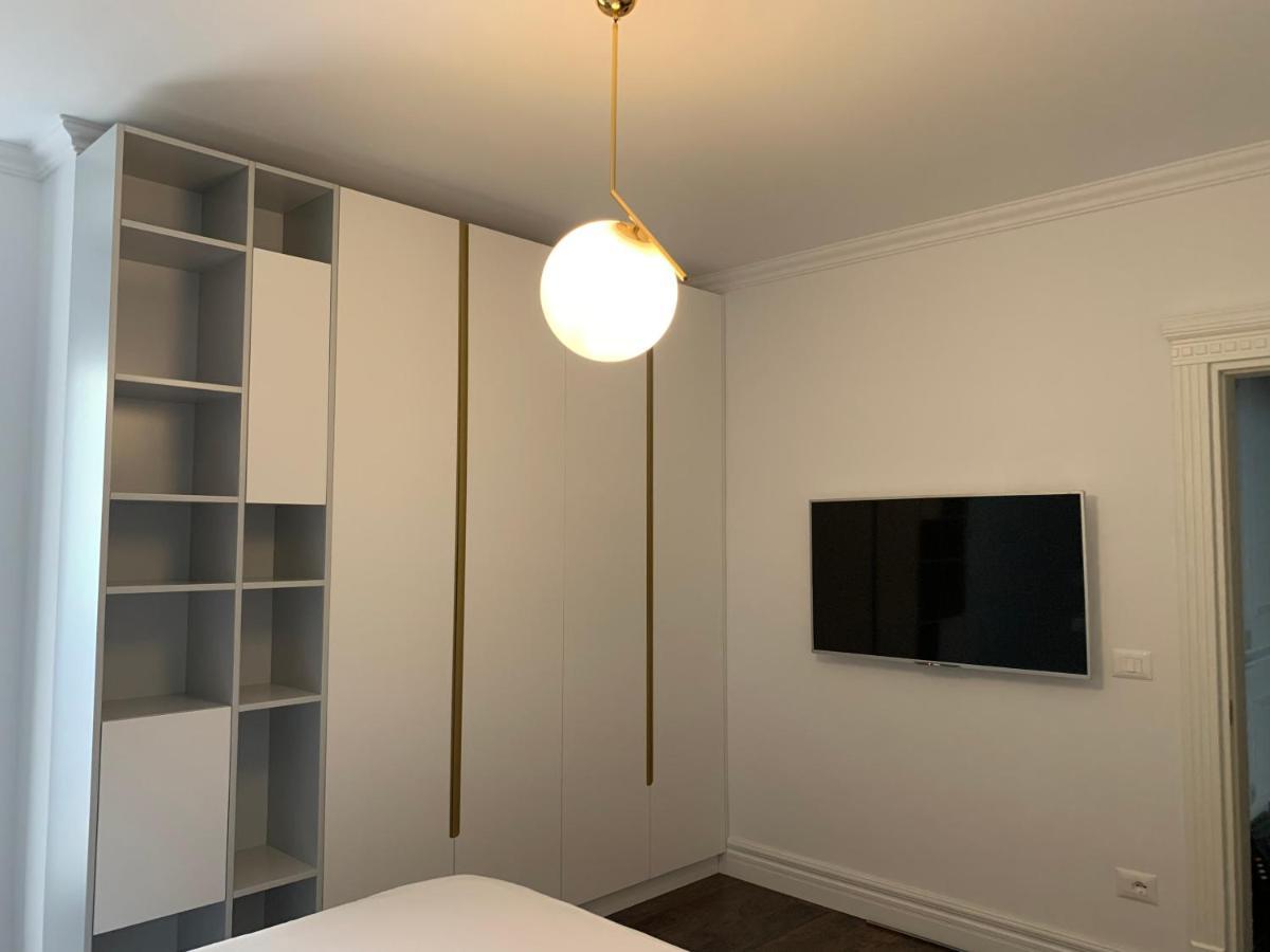 Royal Apartament Драч Екстериор снимка